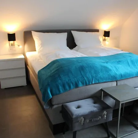 Hohe Acht Apartman *